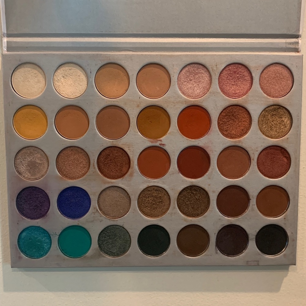 Jaclyn Hill Morphe Eyeshadow Pallet